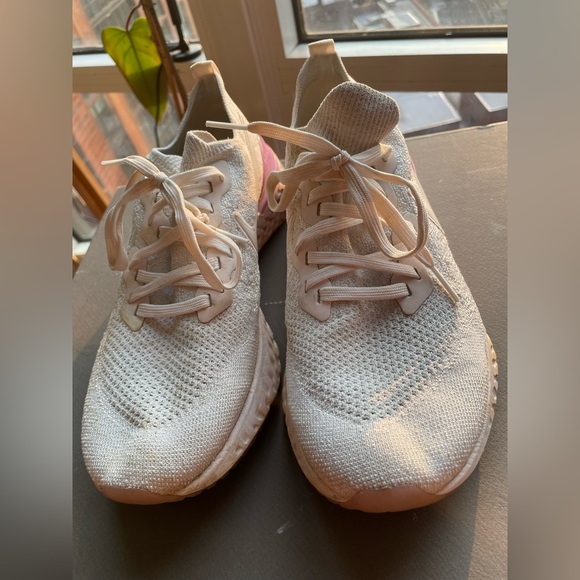 Nike Epic React Flyknit White Pink Foam BQ8927-101 - Picture 9 of 15